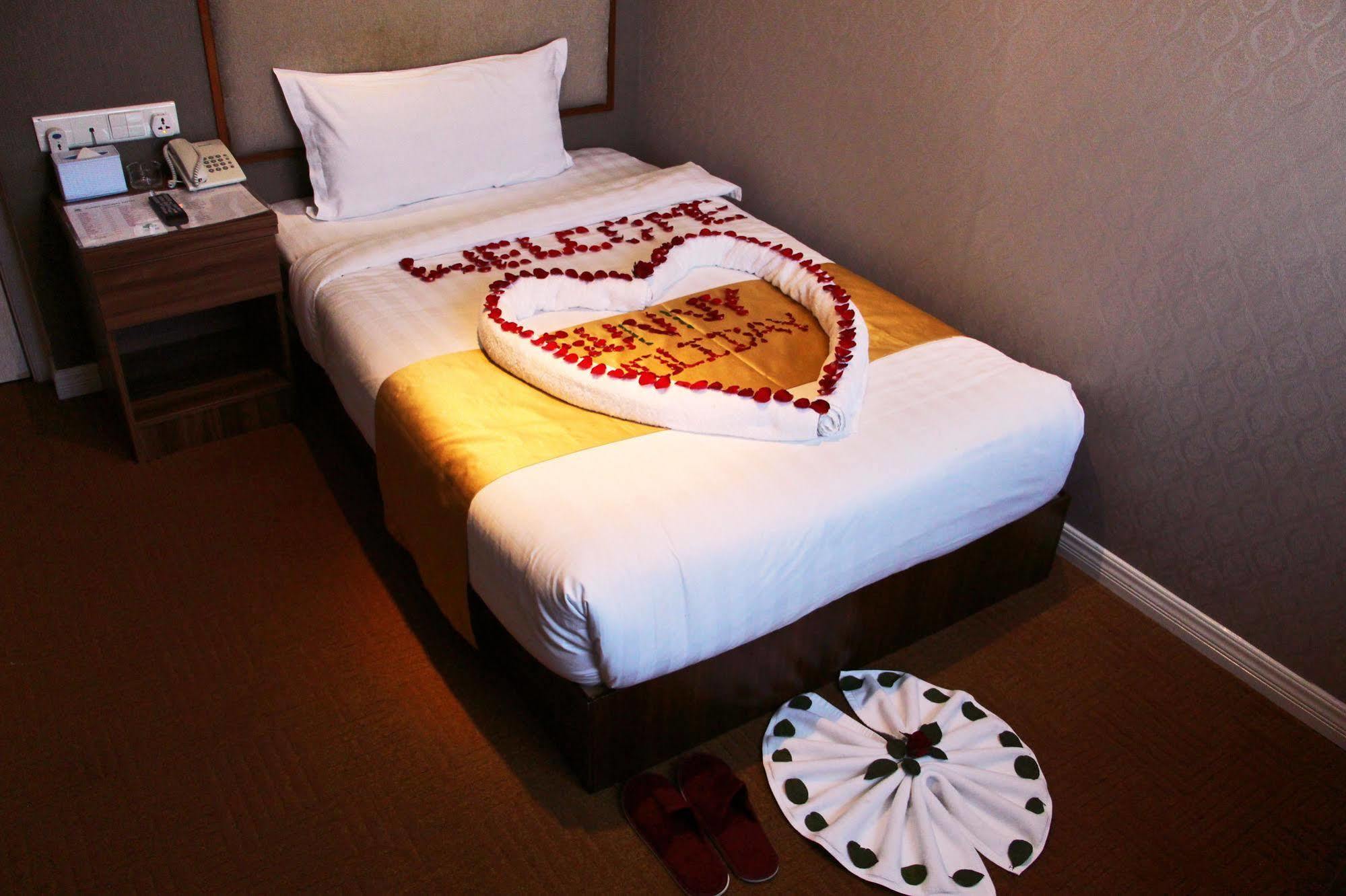 Sunny Holiday Hotel Gyogon Exterior foto