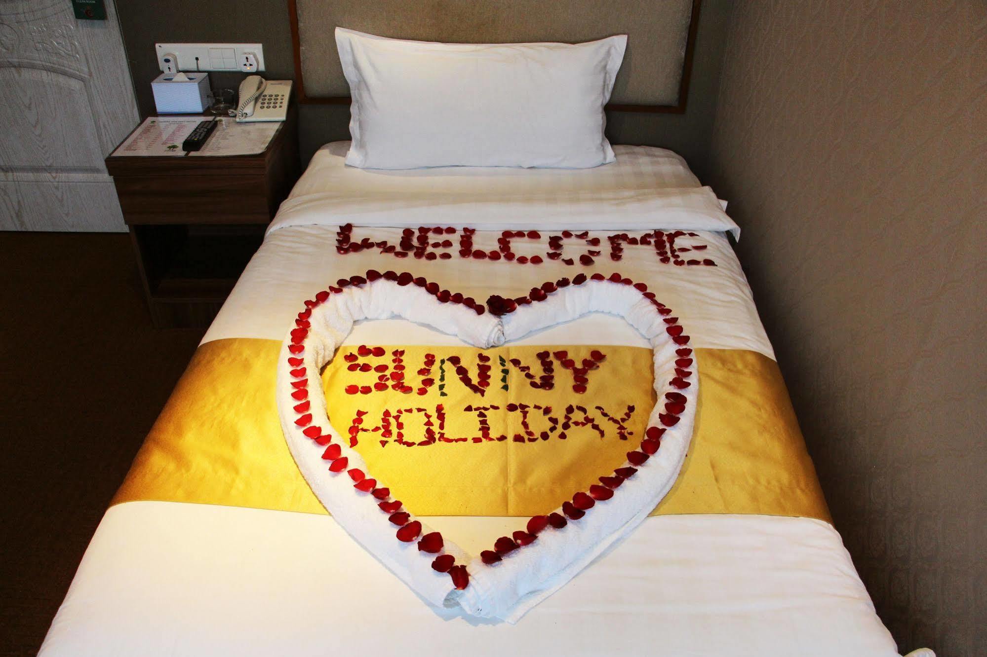 Sunny Holiday Hotel Gyogon Exterior foto